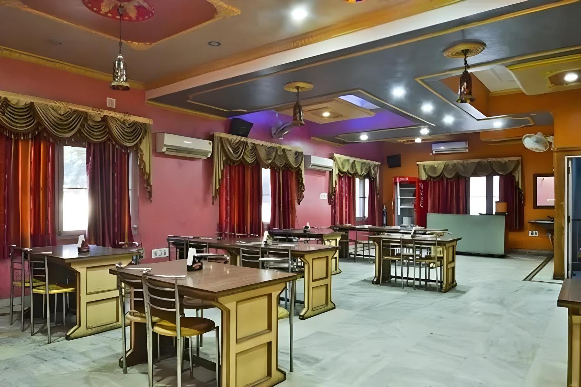 Hotel Amrapali Jaipur Exterior photo